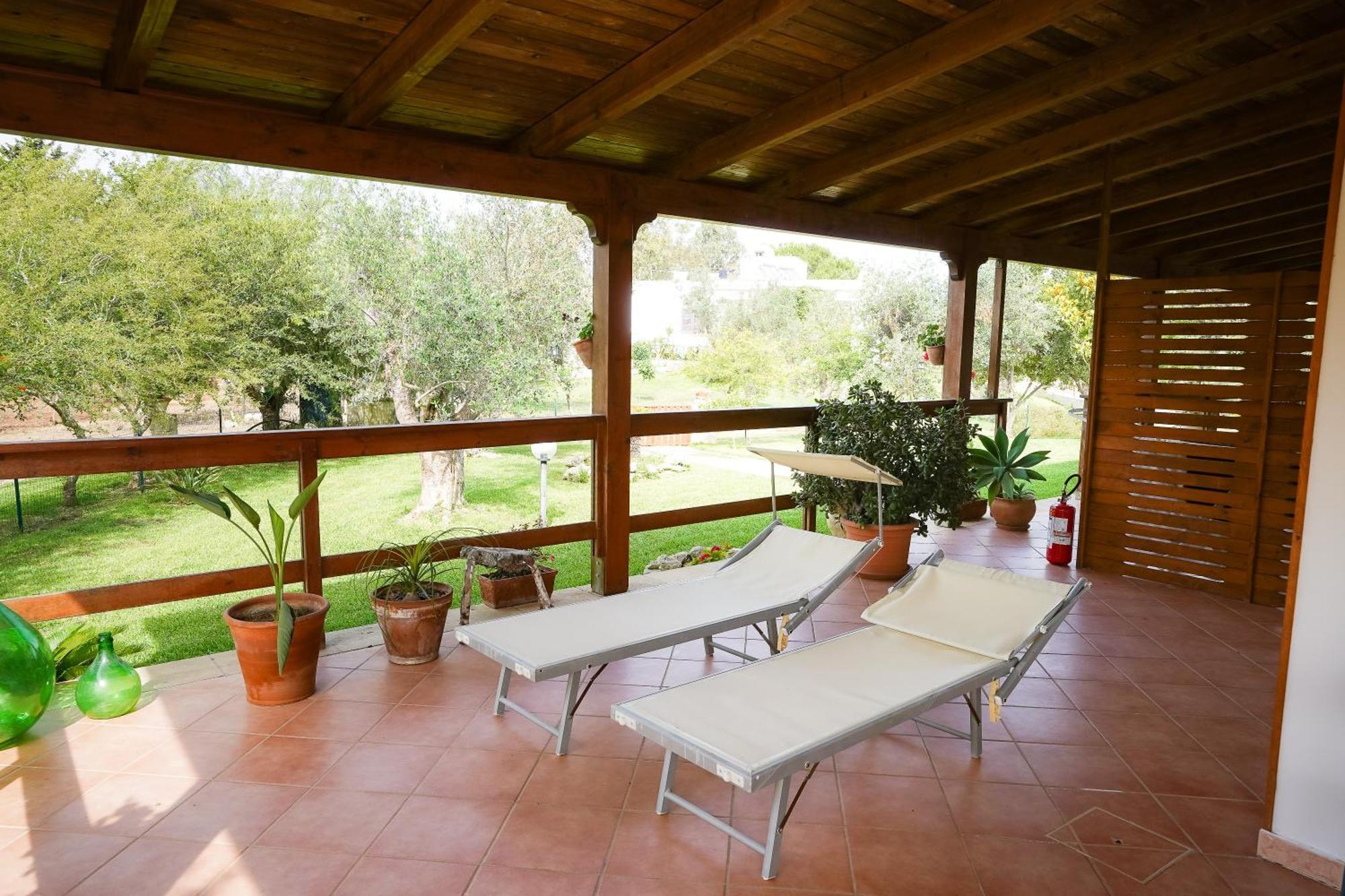 Casa Vacanza Russo Fernando Alimini Exteriör bild