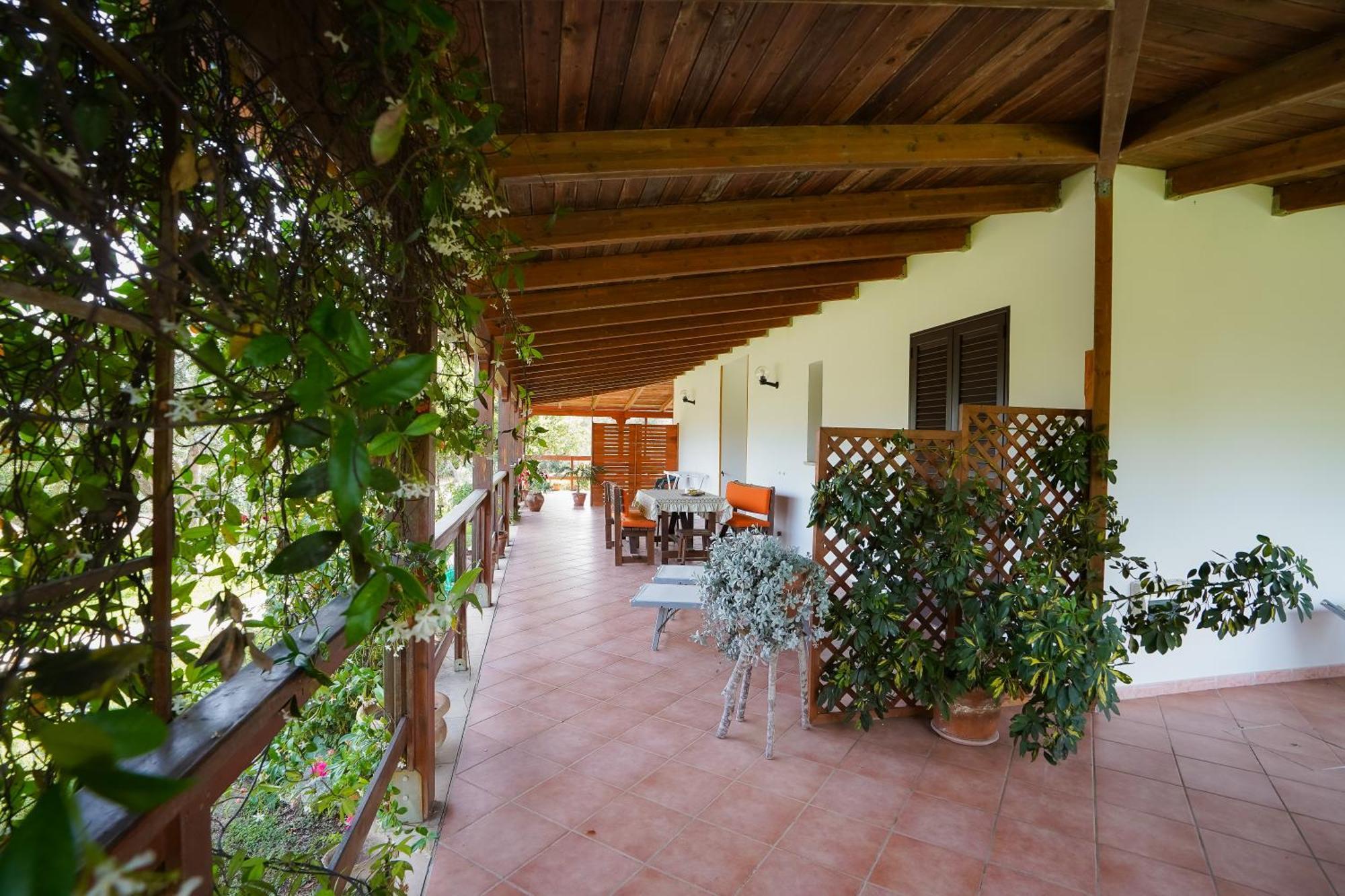 Casa Vacanza Russo Fernando Alimini Exteriör bild