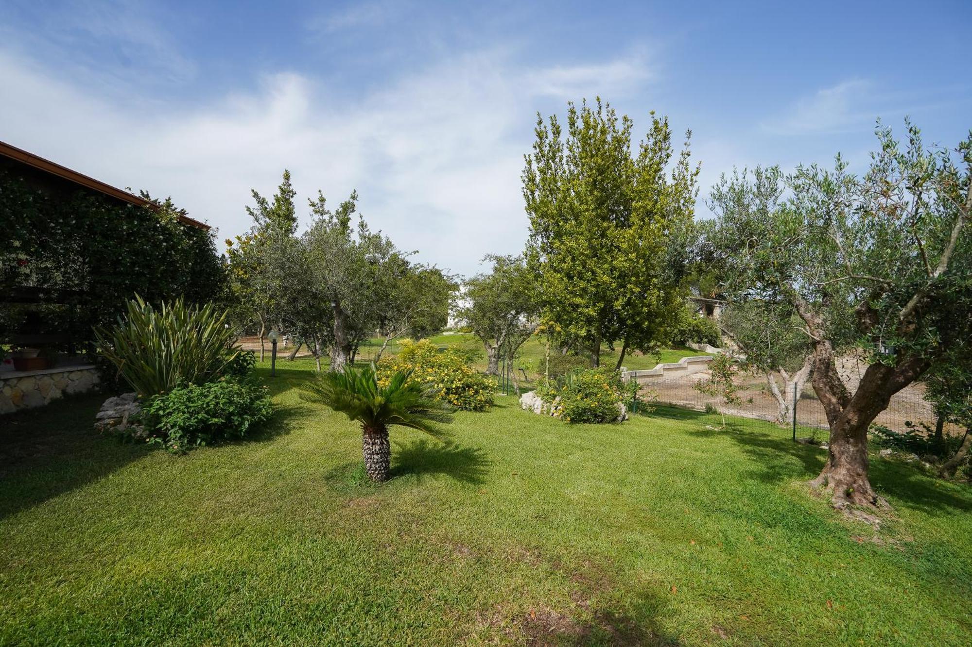 Casa Vacanza Russo Fernando Alimini Exteriör bild